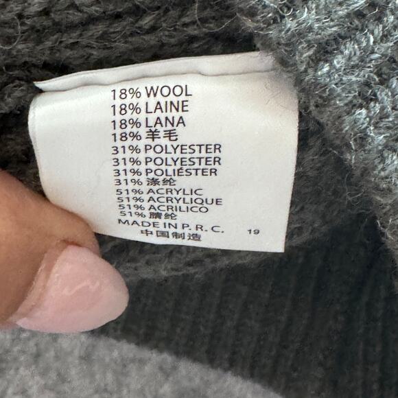 Brandy Melville Women's‎ OS Gray Sweater Vest with Baby Pockets - Picture 6 of 7